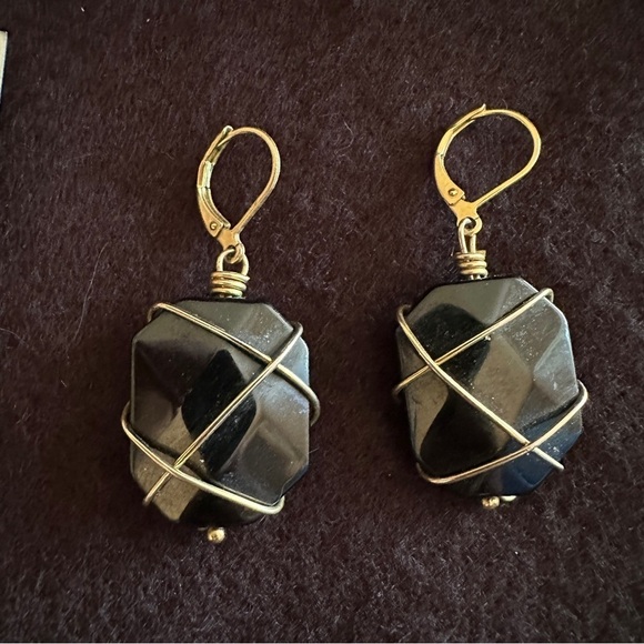 Vintage Joan Rivers Gold Wire Wrapped Caged Faux black Stone Dangle Earrings - Picture 5 of 12